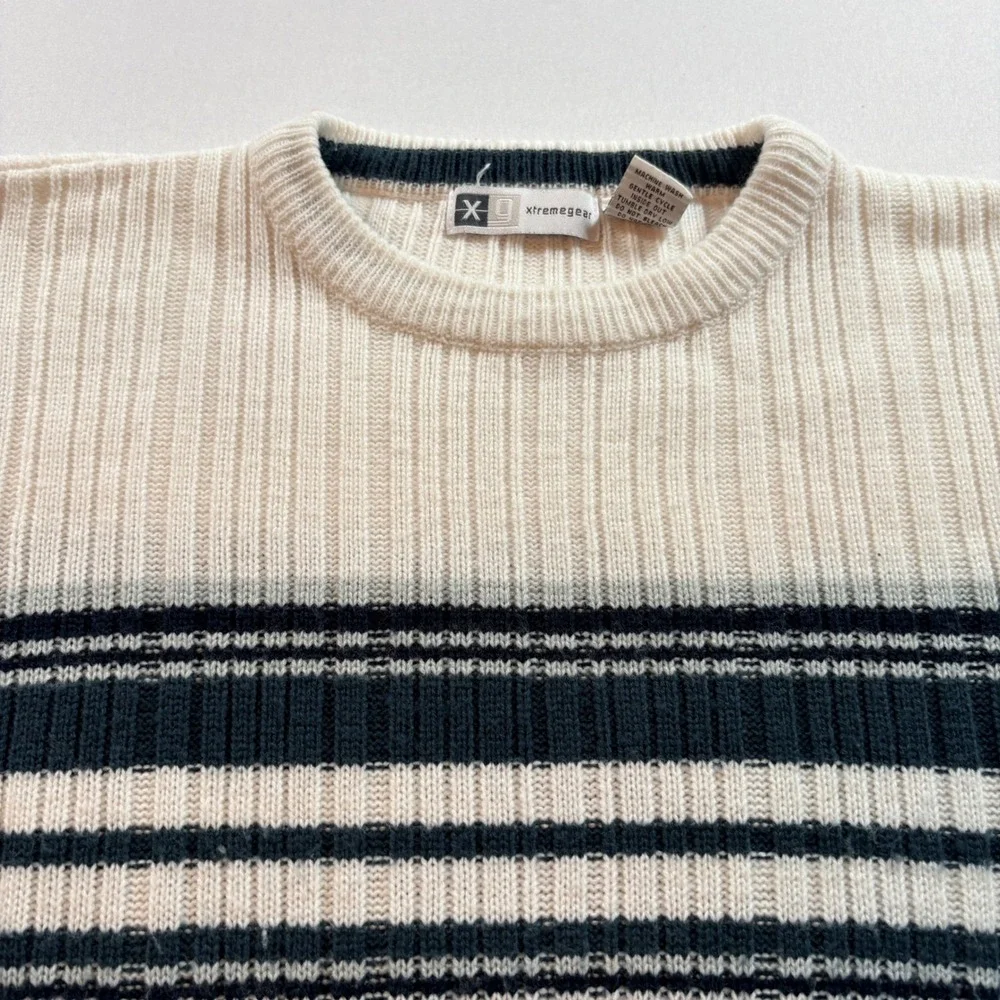 Xtremegear Striped Ribbed Knit Sweater Men Medium Cream Navy Blue Crewneck Pullo